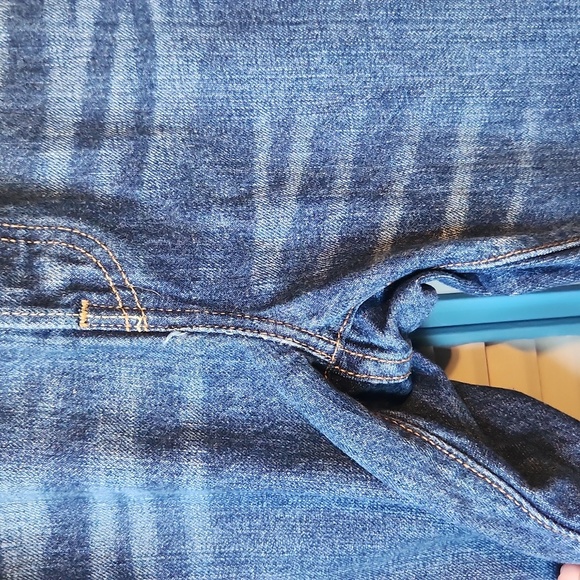 Levi's Dark Blue Distressed Jeans - Picture 4 of 16